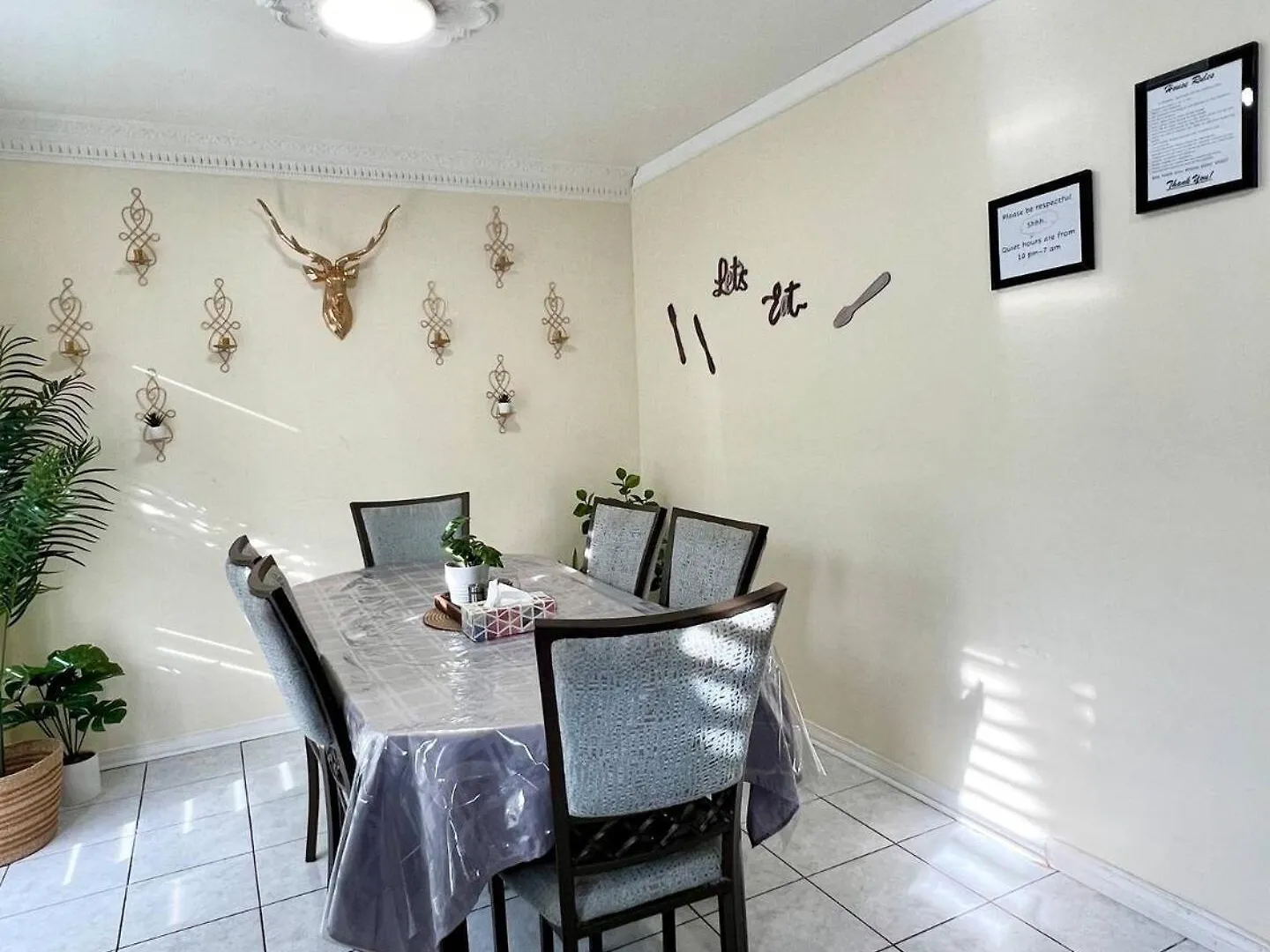 別荘 R5 Room Near Airport ミシサガ カナダ